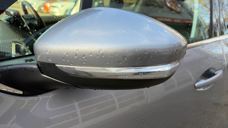 Peugeot 208 1.2 PureTech 82 Tech Edition 5dr [Start Stop] Petrol Hatchback